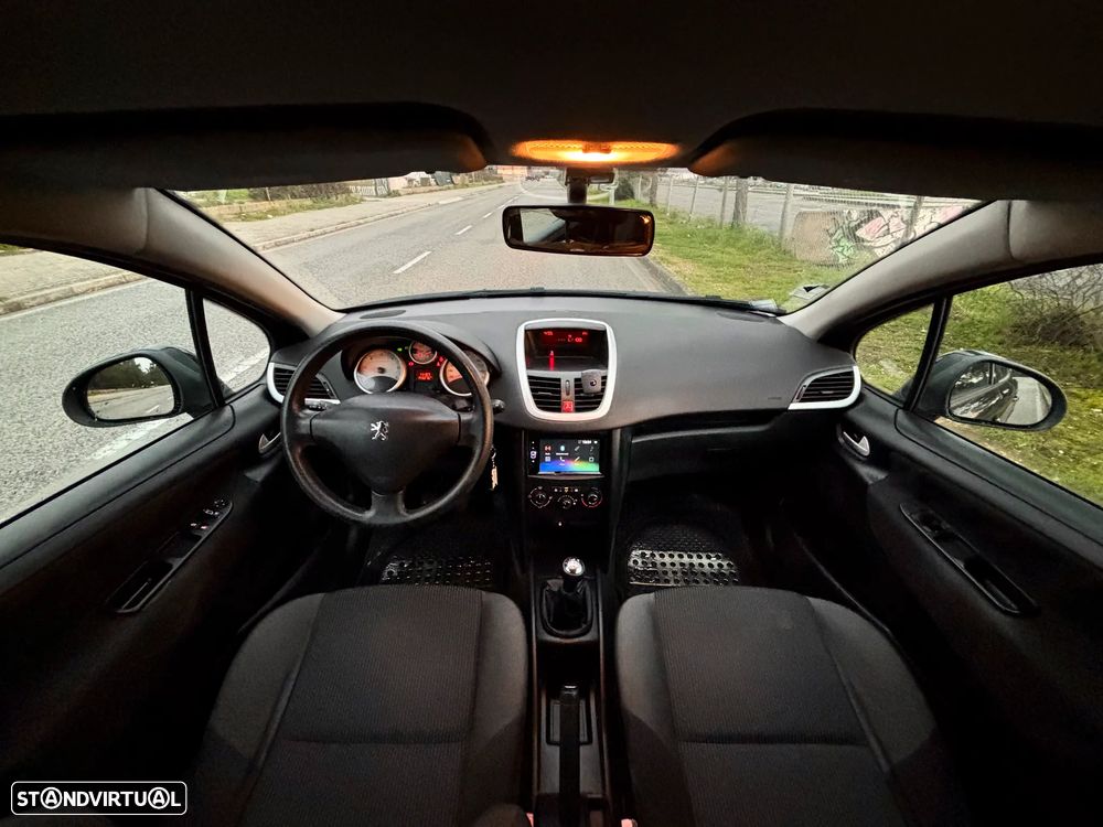 Peugeot 207 1.4 HDi Urban - 7