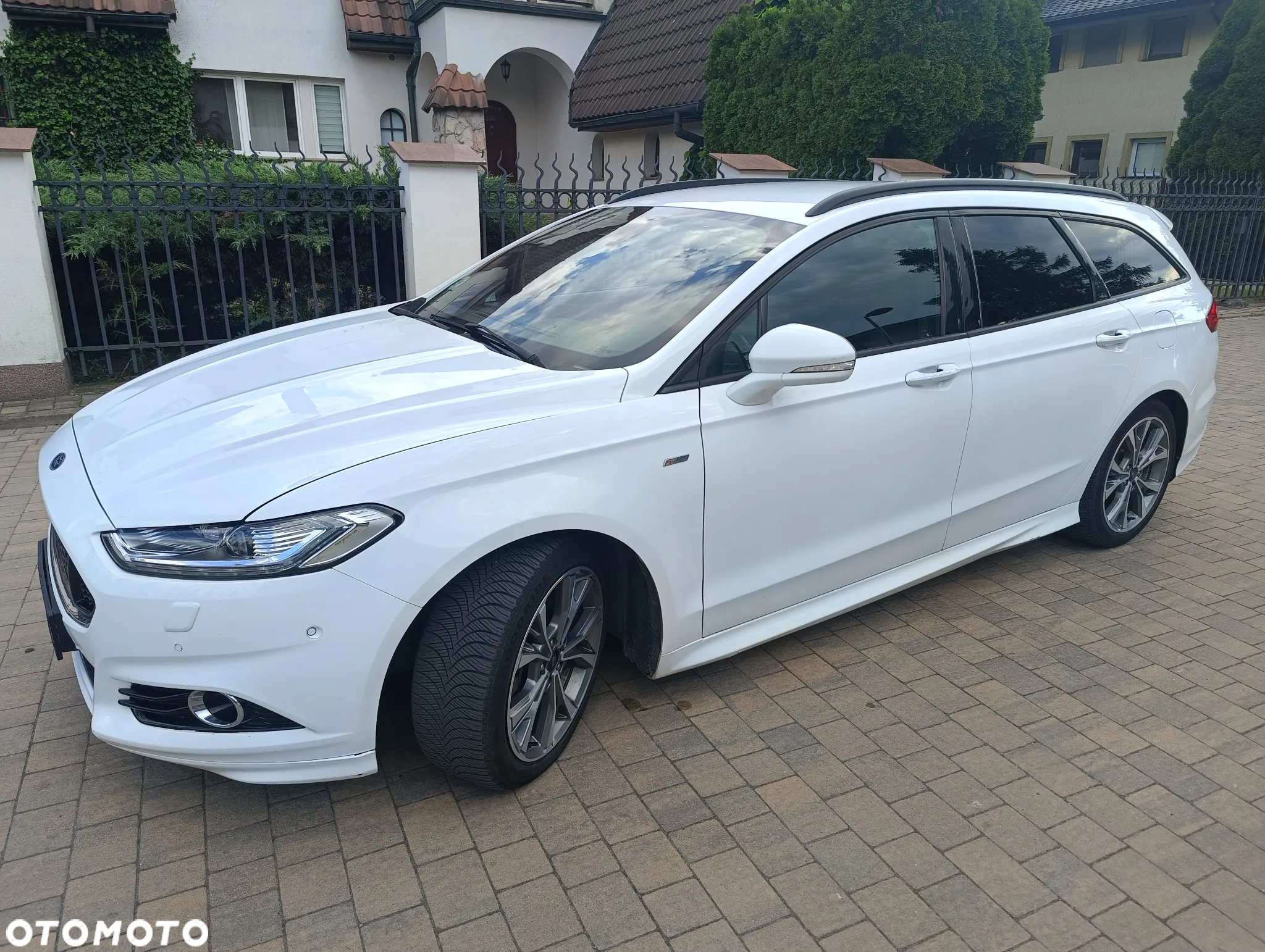 Ford Mondeo 2.0 TDCi ST-Line PowerShift - 2