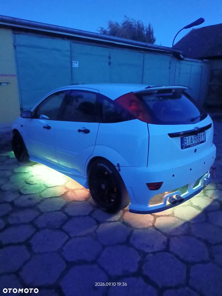Ford Focus - 14