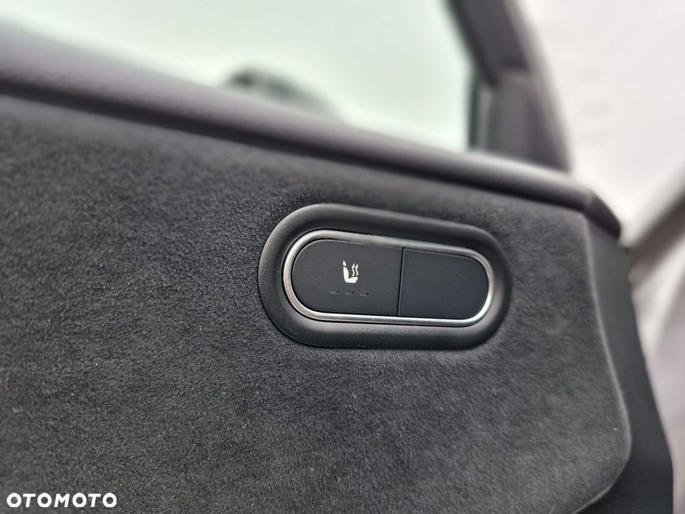 Mercedes-Benz Klasa A 200 AMG Line 7G-DCT - 29