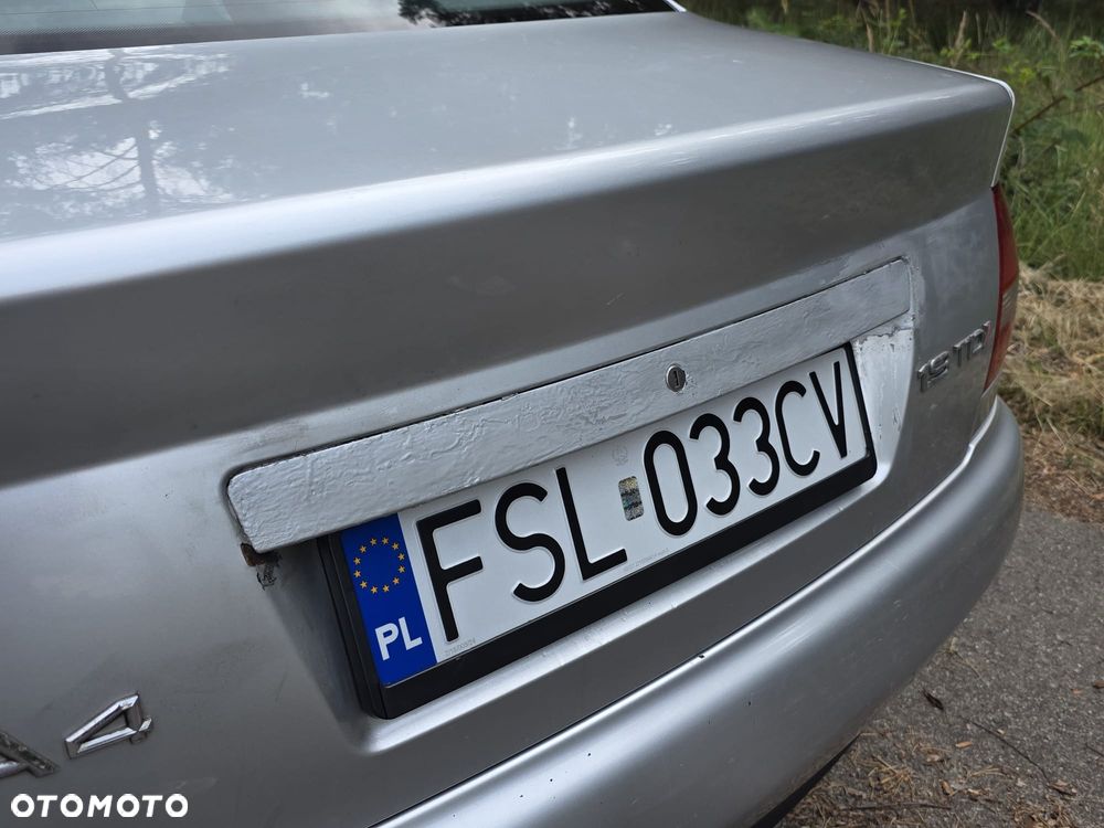 Audi A4 Limousine - 15