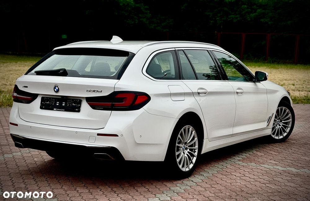 BMW Seria 5 530d xDrive mHEV Luxury Line - 12