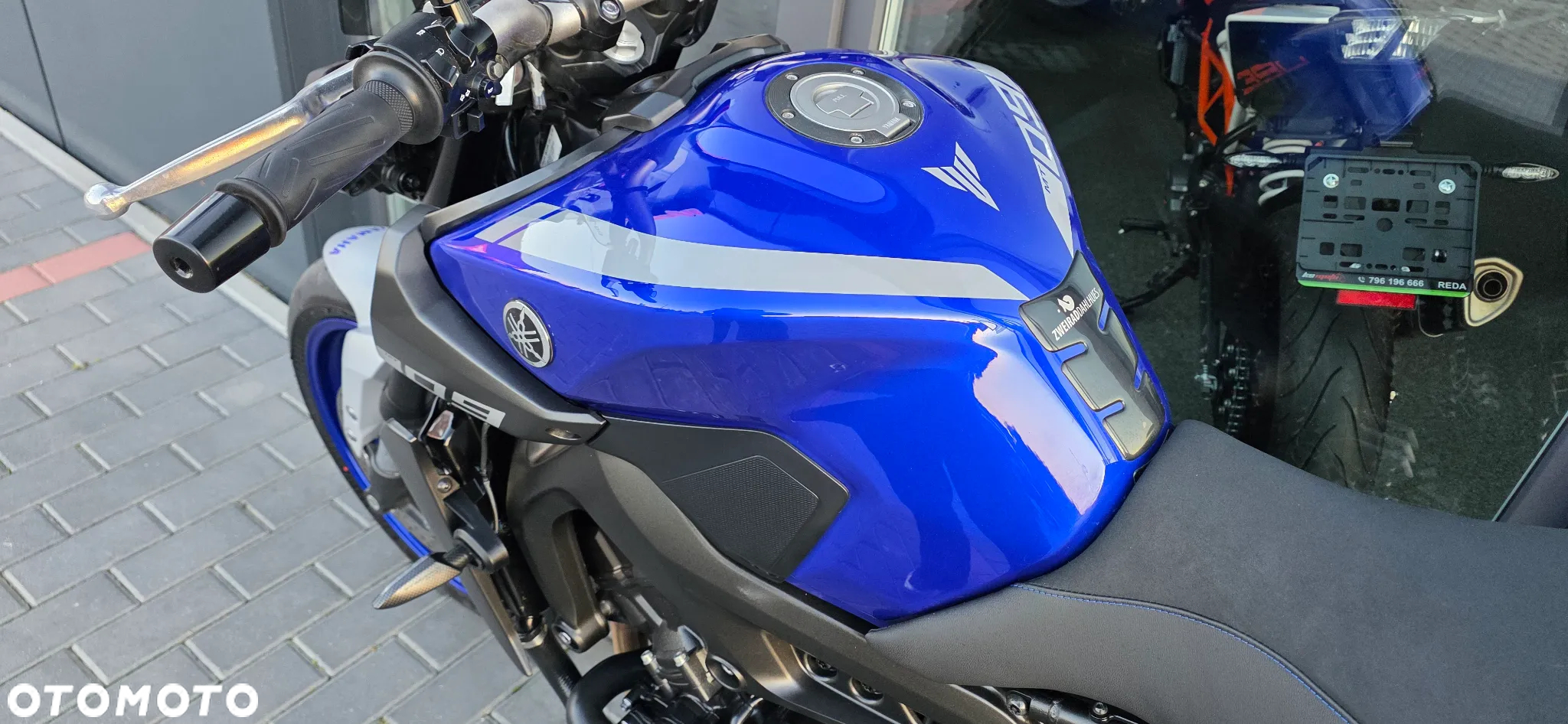 Yamaha MT - 32