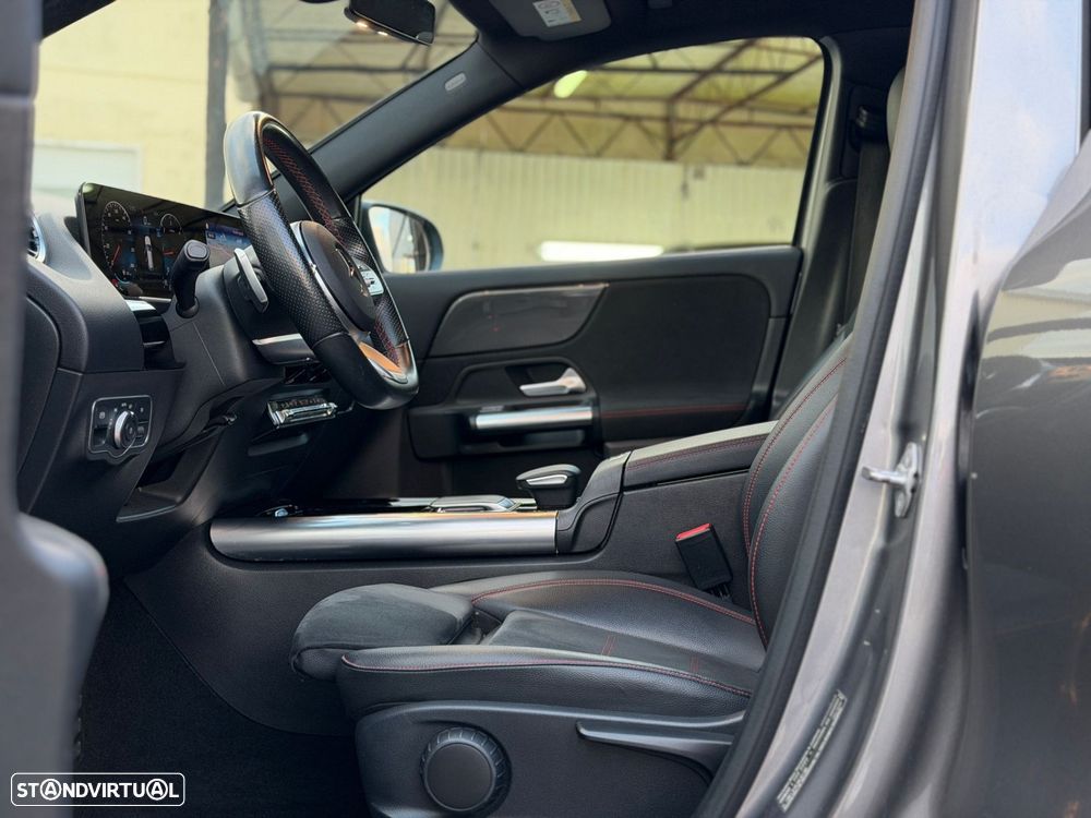 Mercedes-Benz GLA 200 d AMG Line - 10