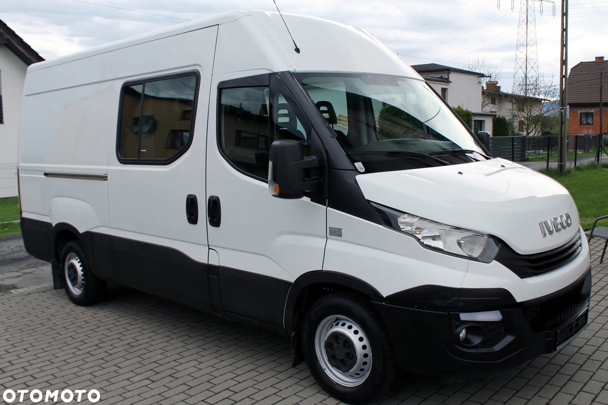 Iveco DAILY 35S14 6 MIEJSCOWY BRYGADOWY - 3