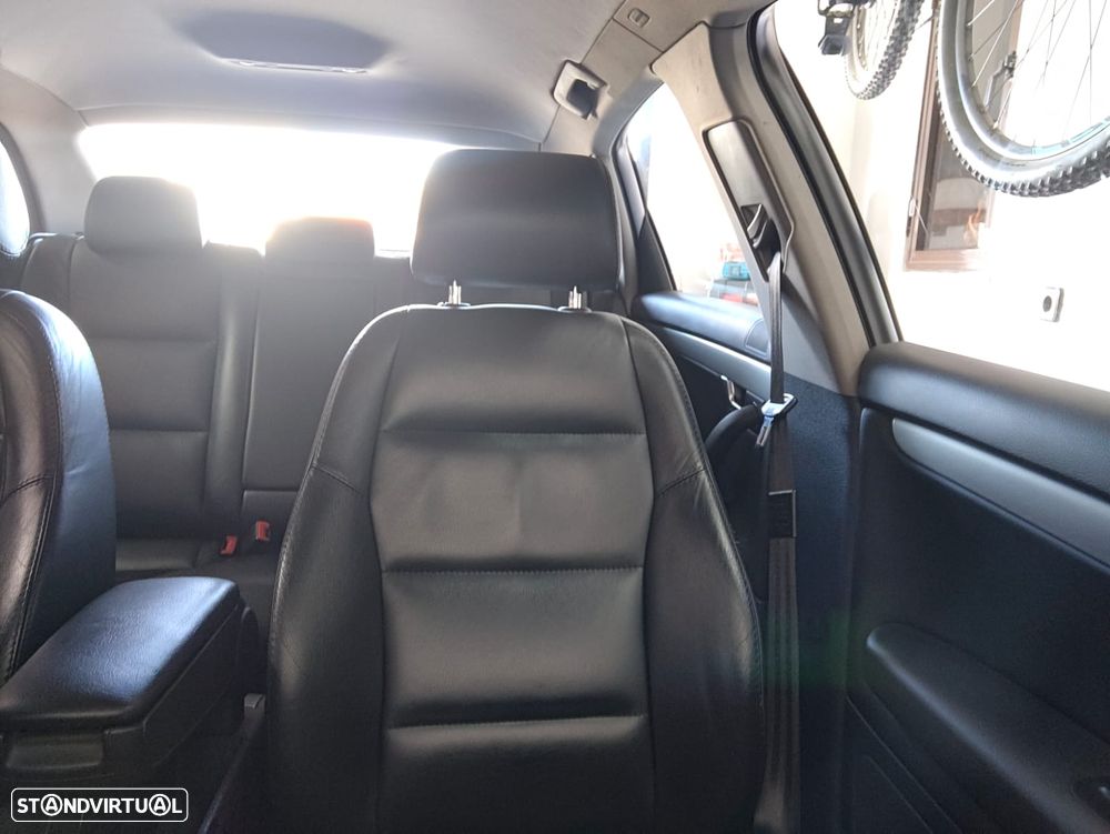 Audi A4 2.5 TDI quattro - 28
