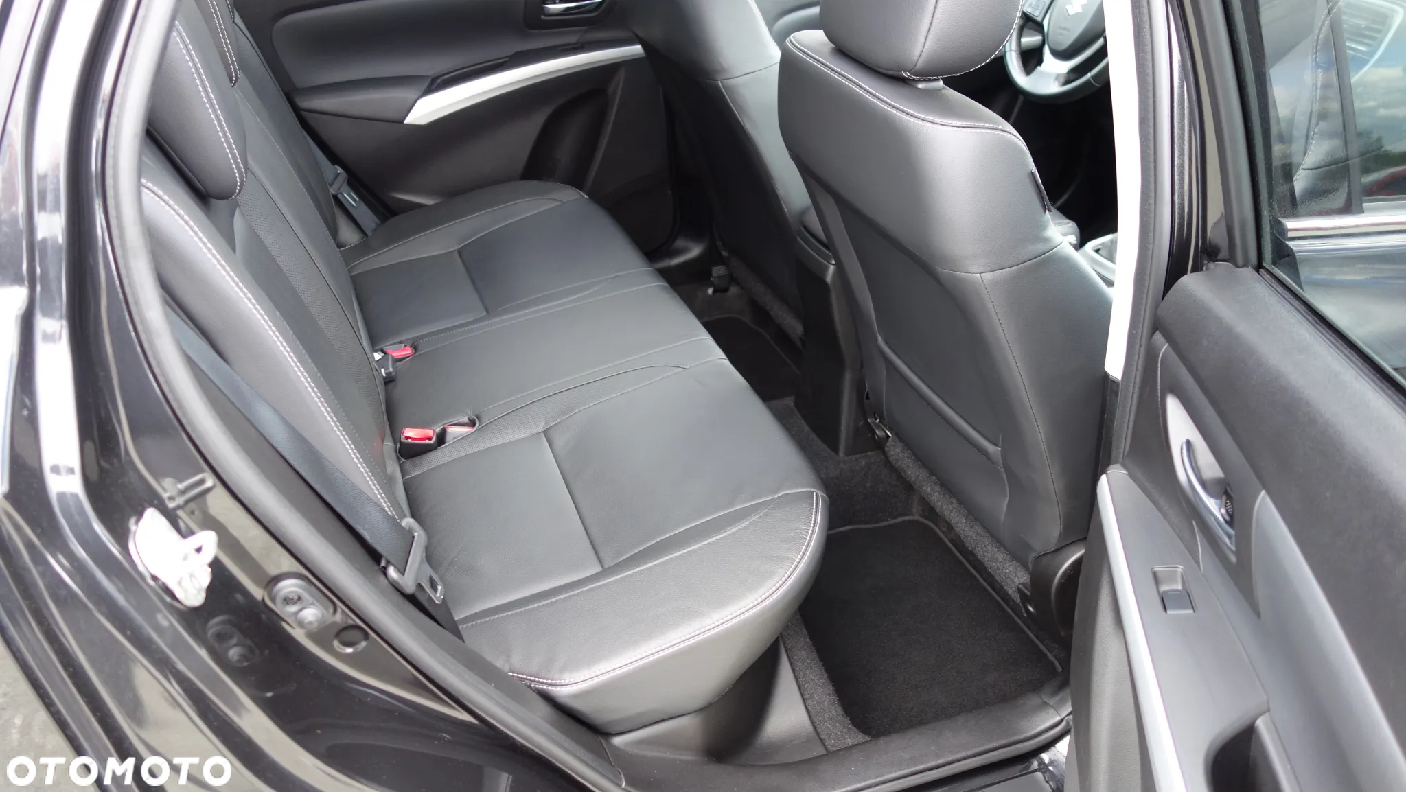 Suzuki SX4 S-Cross 1.6 DDiS Allgrip TCSS Comfort+ - 32