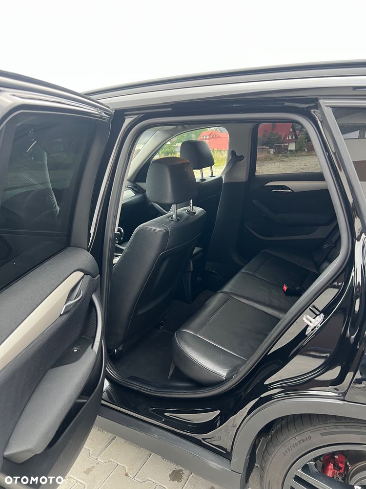 BMW X1 xDrive18d Sport Line - 26