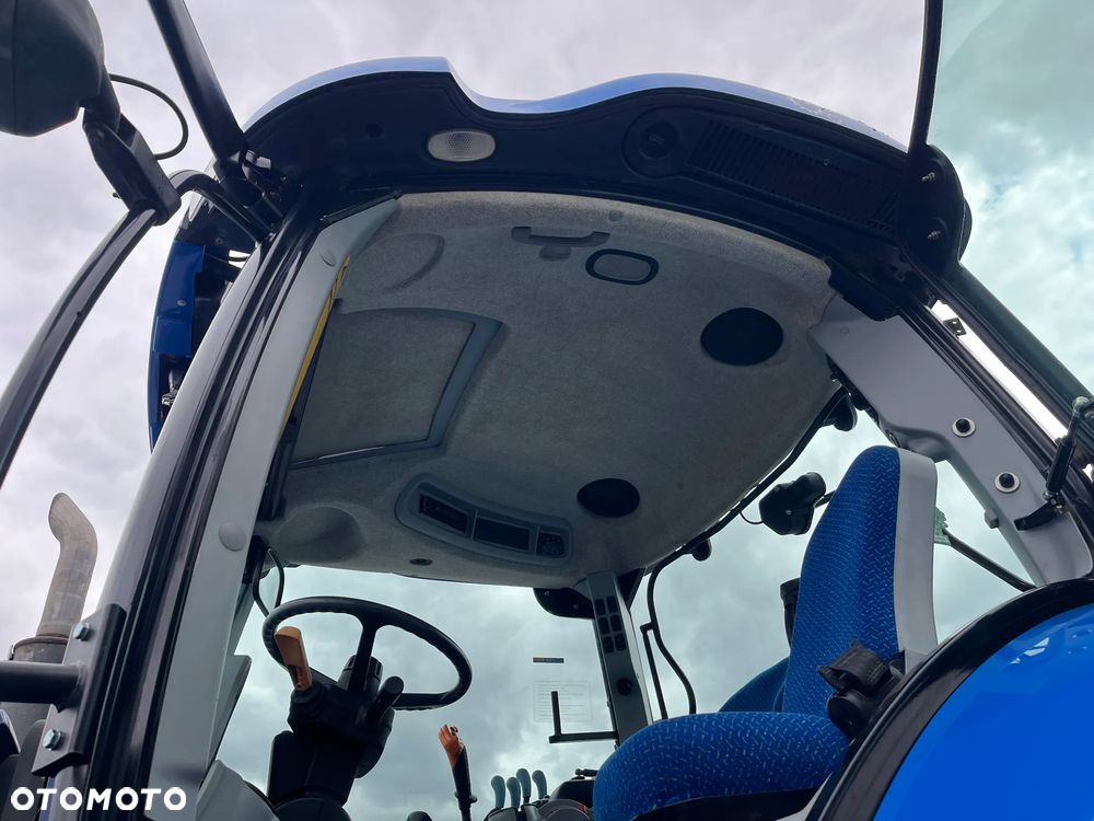 New Holland T 6090 - 11