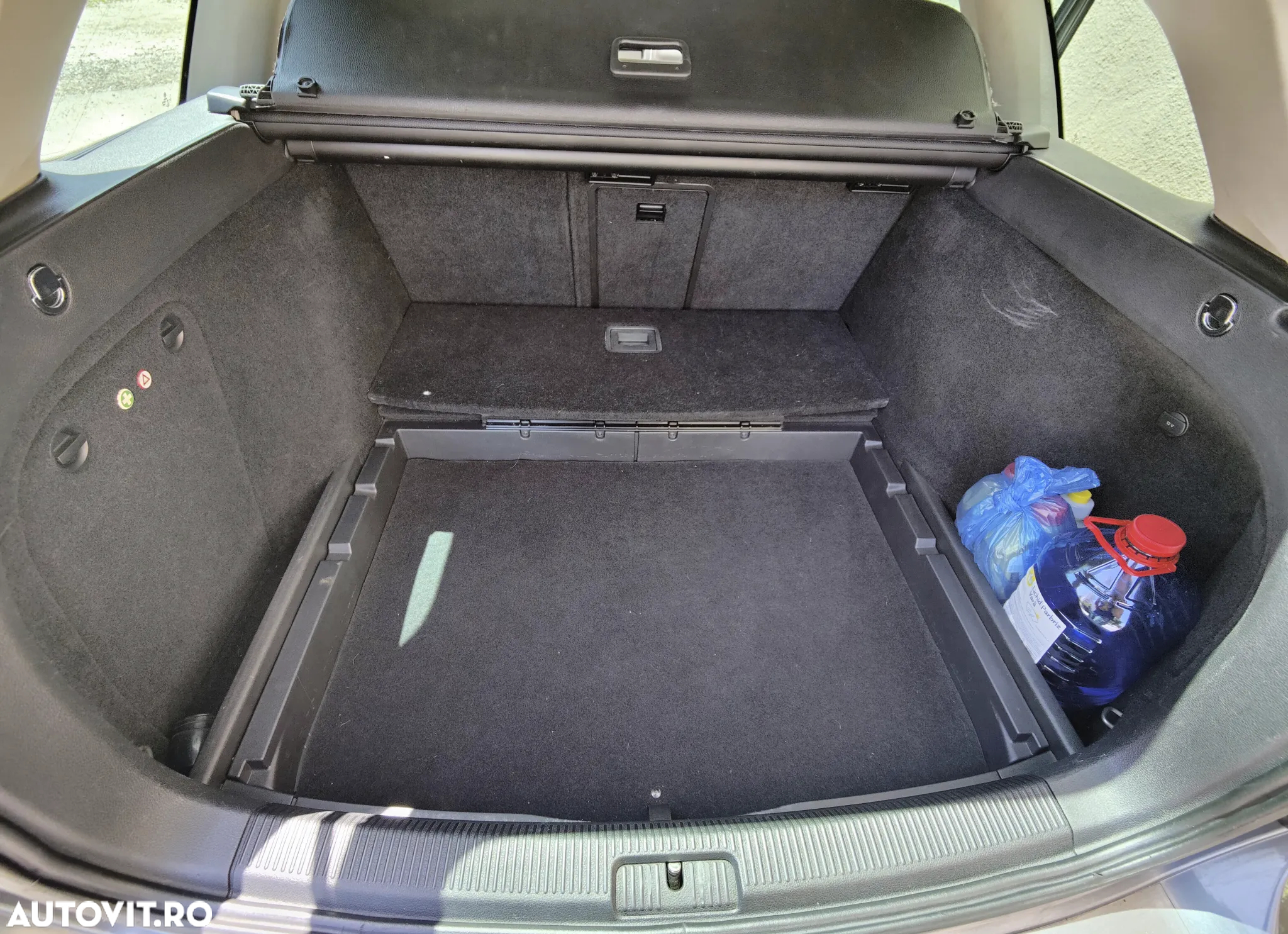 Volkswagen Golf Variant 2.0 TDI DPF Highline - 12
