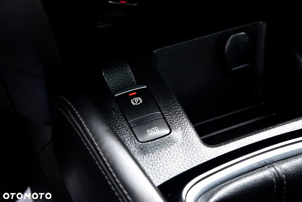 Nissan Qashqai 1.6 DIG-T Tekna+ - 26