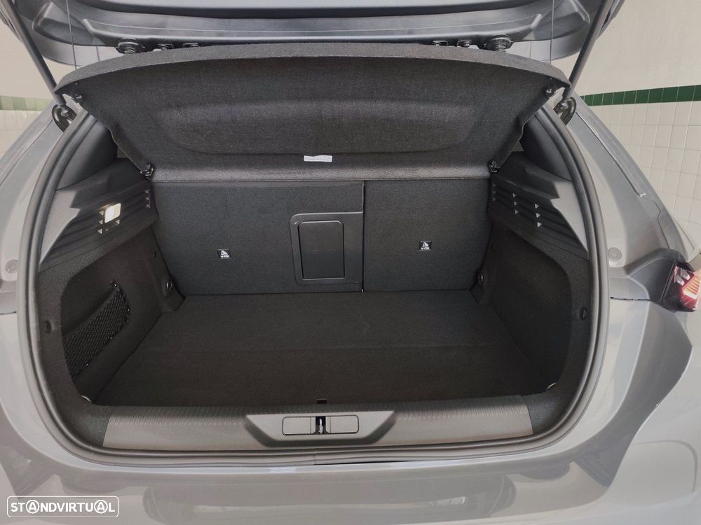 Peugeot e-308 58 kWh GT - 16