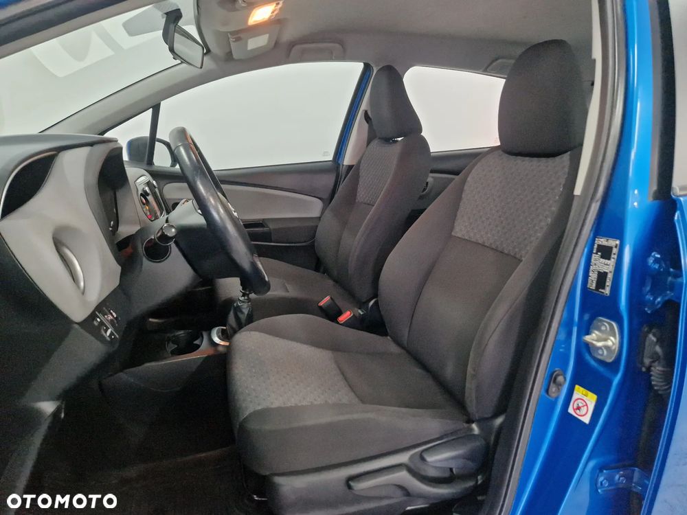 Toyota Yaris - 24