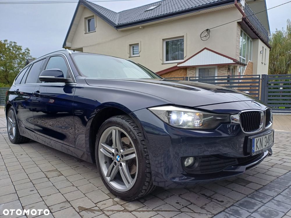 BMW Seria 3 318d - 3
