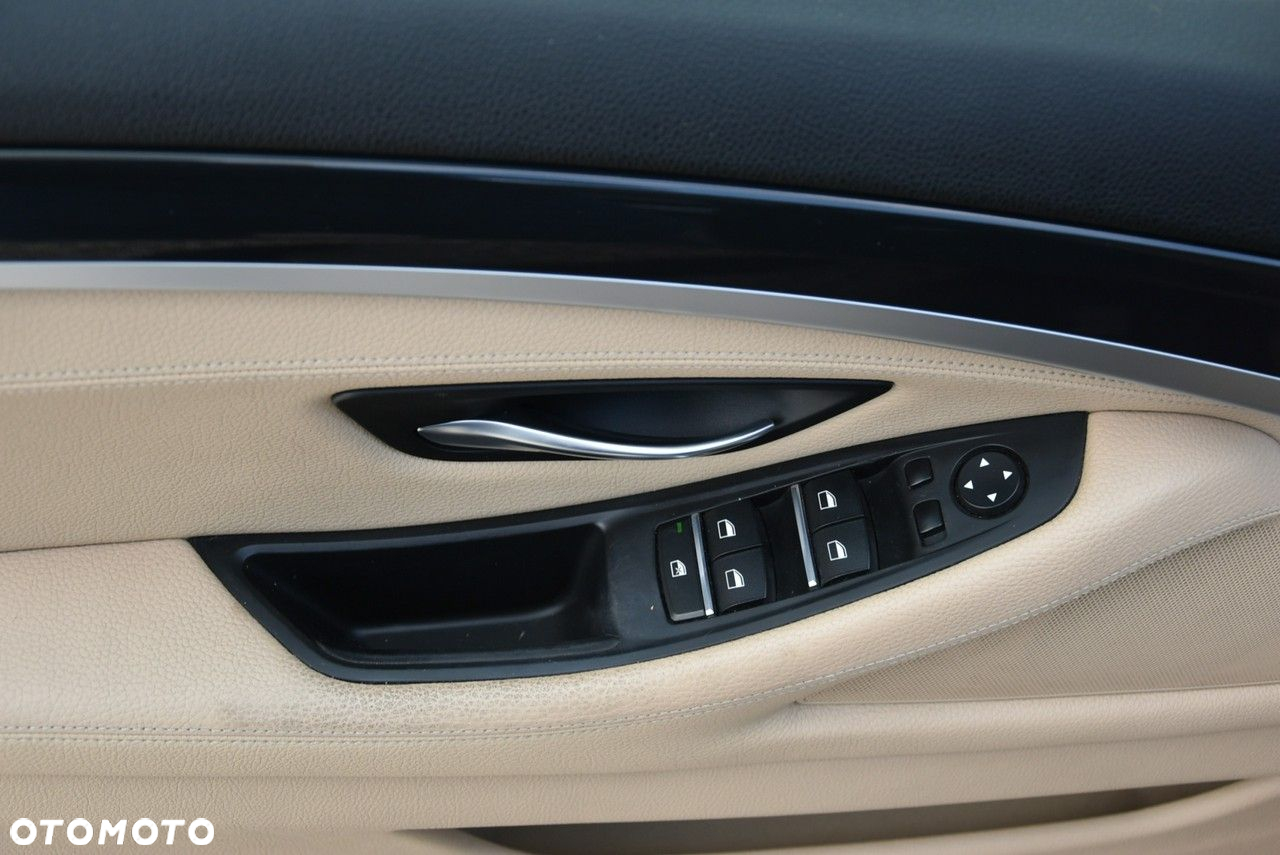 BMW Seria 5 520d - 18