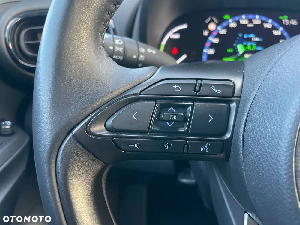 Toyota Yaris Cross Hybrid 1.5 Executive - 21