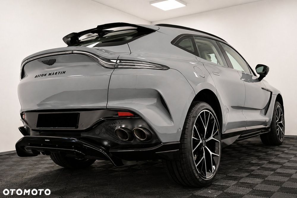 Aston Martin DBX707 - 8