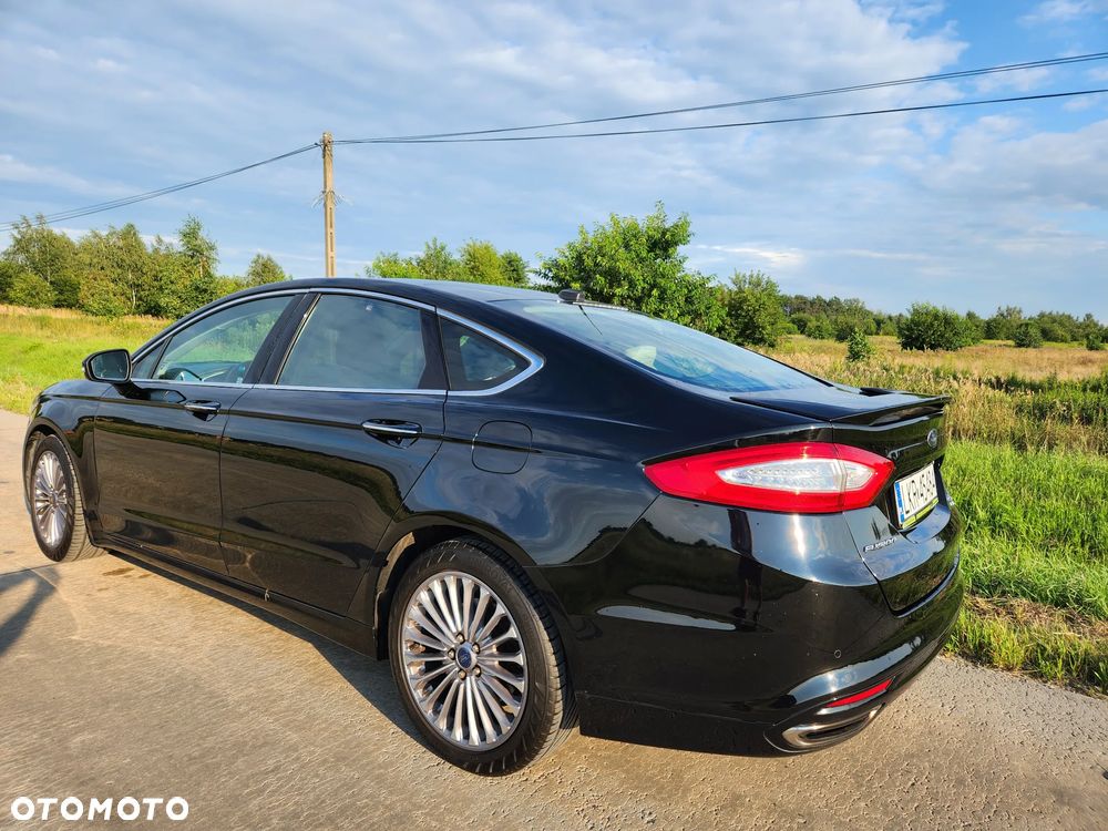 Ford Mondeo 2.0 EcoBoost Titanium - 4