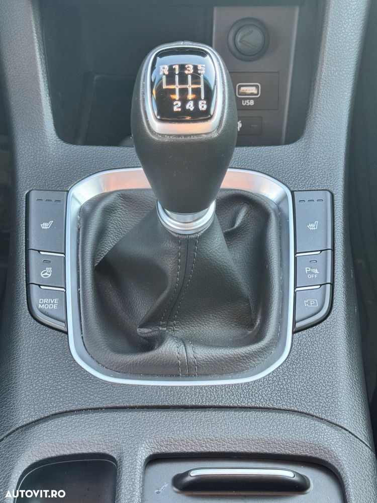 Hyundai i30 1.5 T-GDI MHEV 160CP Exclusive - 13