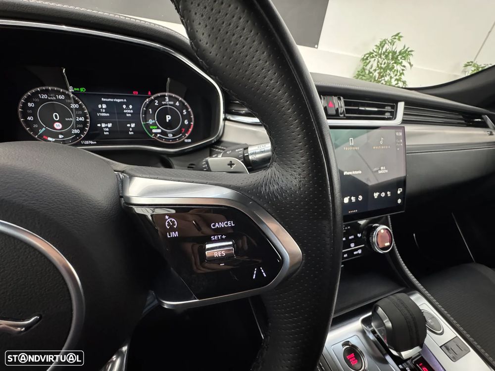 Jaguar F-Pace 2.0 P400e AWD R-Dynamic HSE - 31