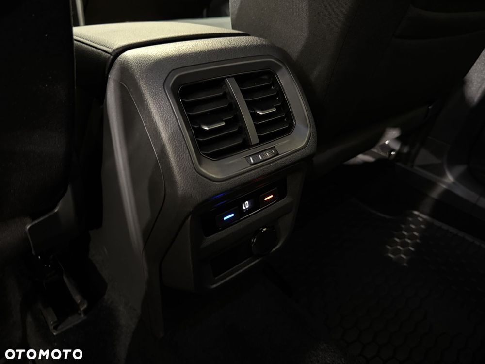 Volkswagen Tiguan Allspace - 26