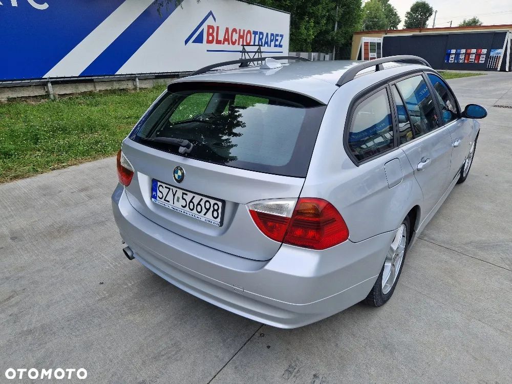 BMW Seria 3 320d DPF - 3