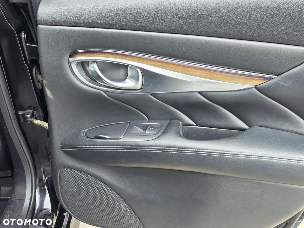 Infiniti M M30d S Premium - 32