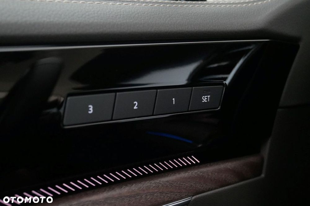 Volkswagen Touareg 3.0 V6 TDI 4Motion Elegance - 40