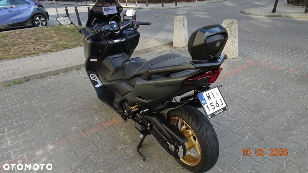 Yamaha Tmax - 23