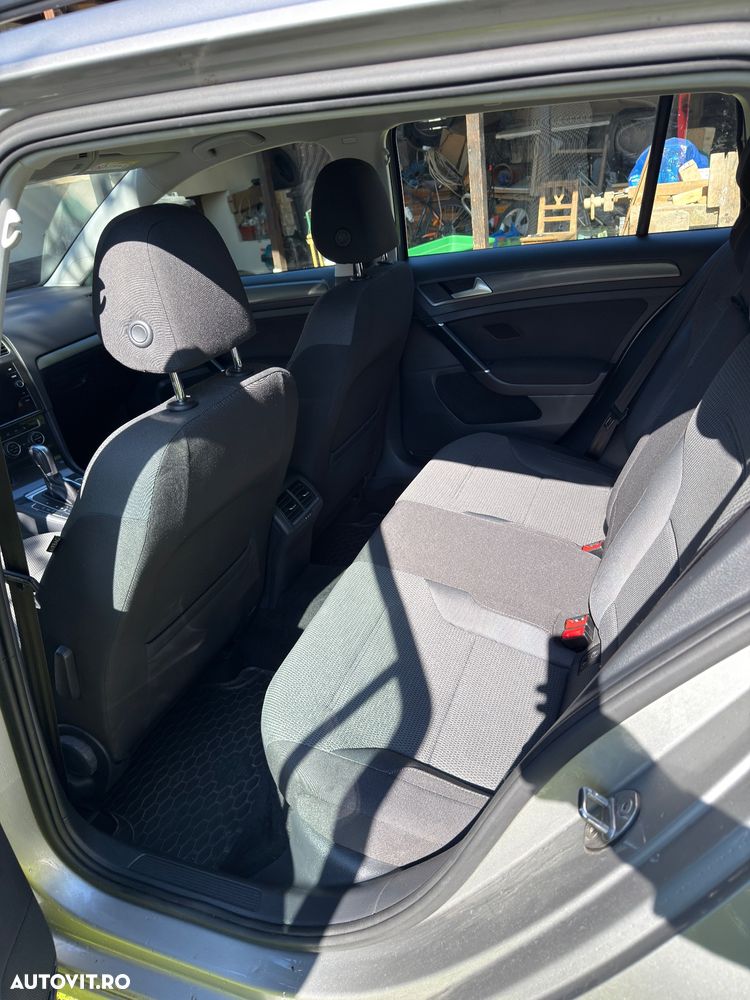 Volkswagen Golf 2.0 TDI DSG Comfortline - 13