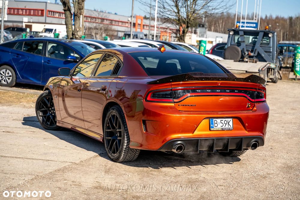 Dodge Charger 6.4 Scat Pack - 10