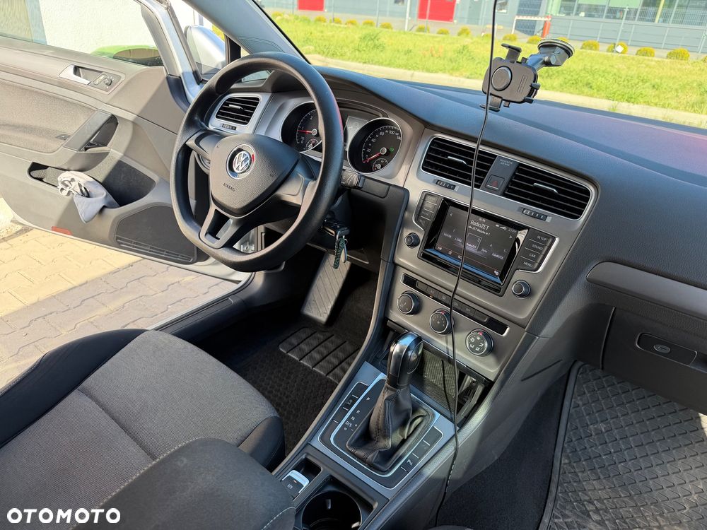 Volkswagen Golf 1.6 TDI Trendline DSG - 14