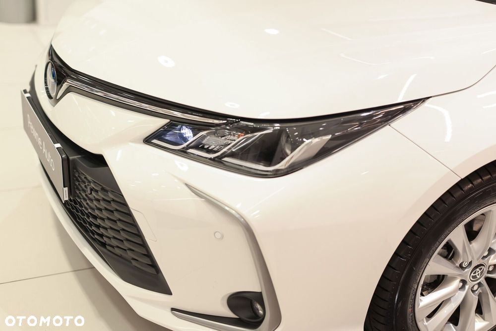 Toyota Corolla 1.8 Hybrid Comfort - 29