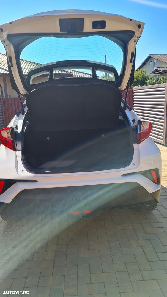 Toyota C-HR - 14