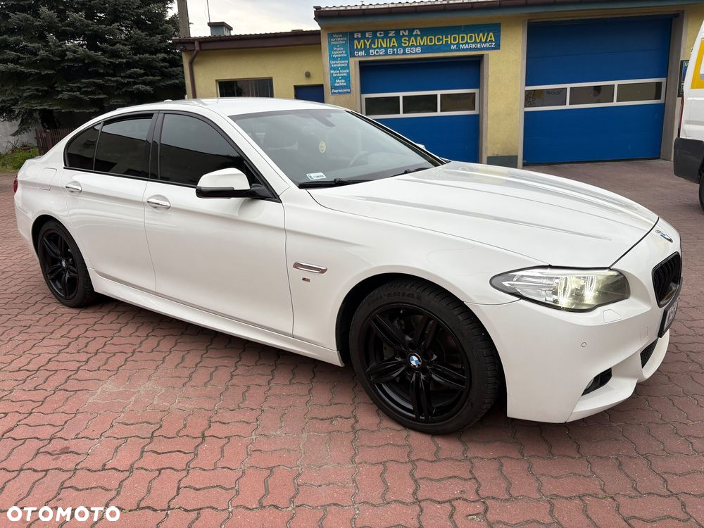 BMW Seria 5 525d xDrive - 6