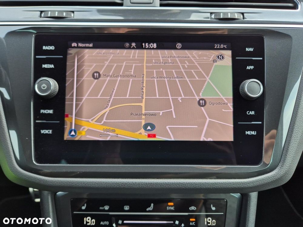 Volkswagen Tiguan 2.0 TDI SCR 4Mot R-Line DSG - 23