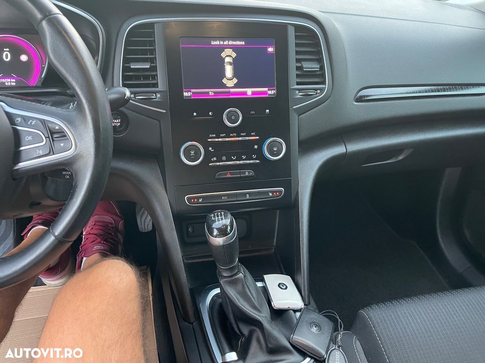 Renault Megane - 8