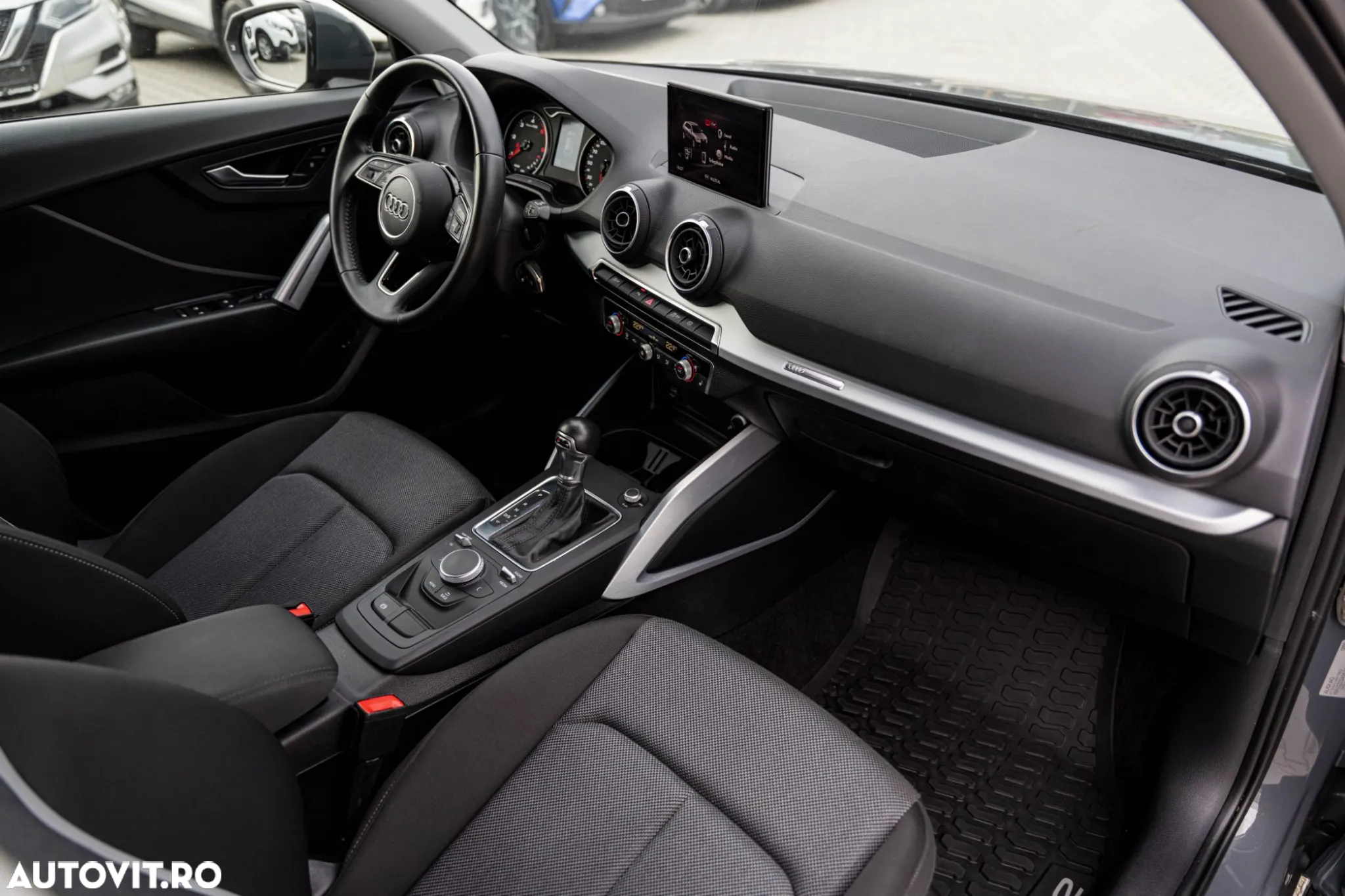 Audi Q2 1.6 TDI S tronic design - 7
