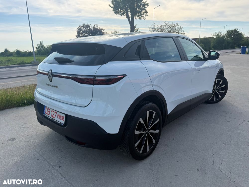 Renault Megane E-TECH 60 kWh 130 CP Evolution - 4
