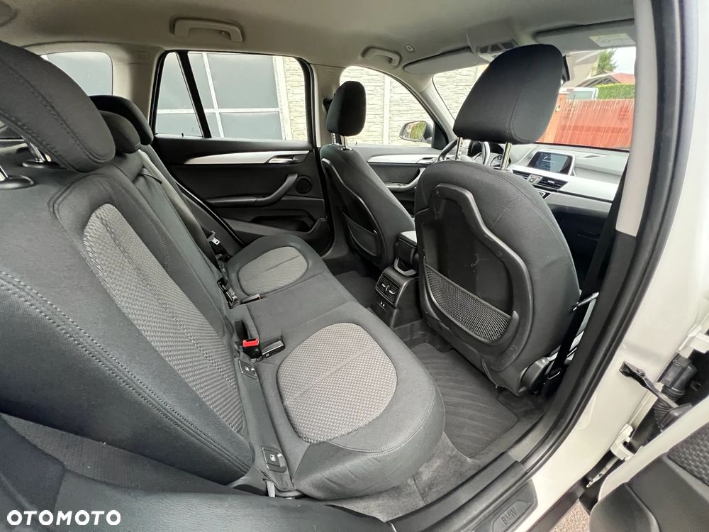 BMW X1 - 12