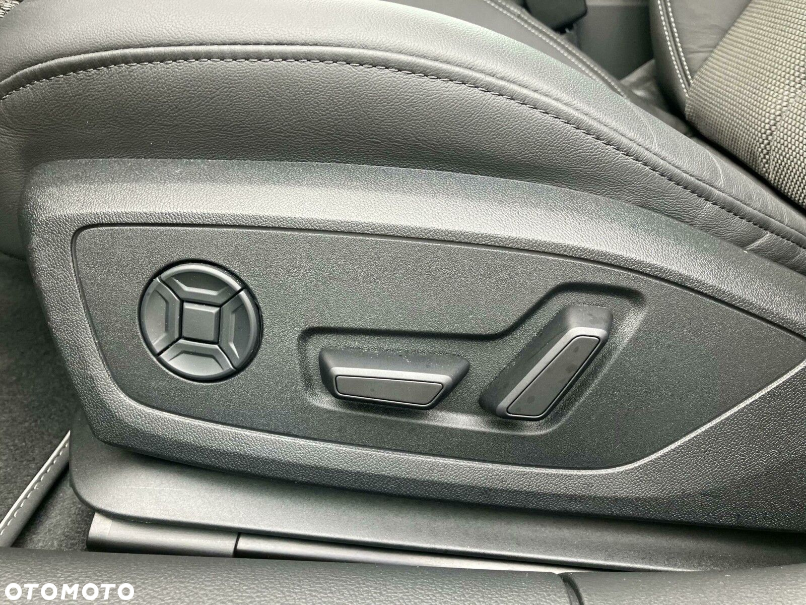 Audi A6 - 12