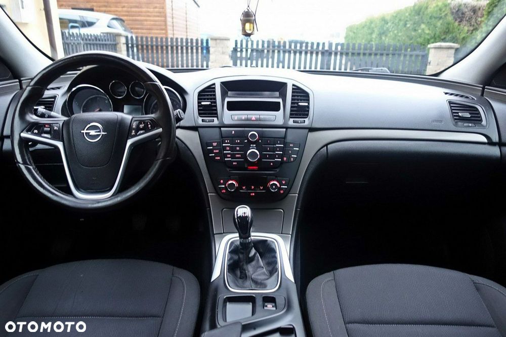 Opel Insignia - 13