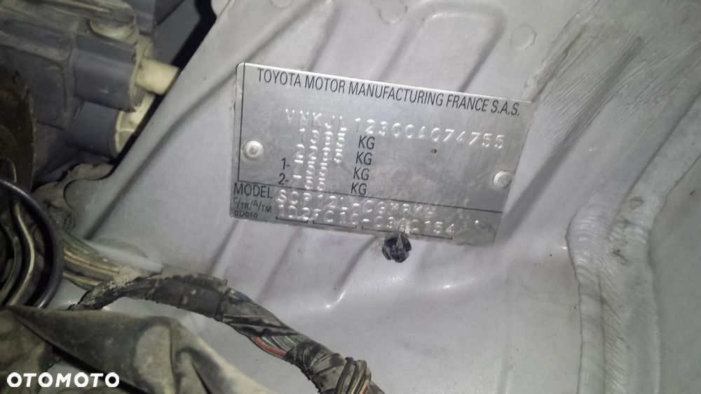 Toyota Yaris 1.3 Sol - 7