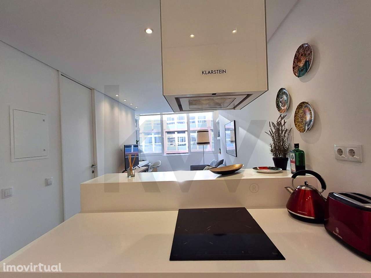 T1 remodelado e mobilado na Estefânia - Grande imagem: 2/19