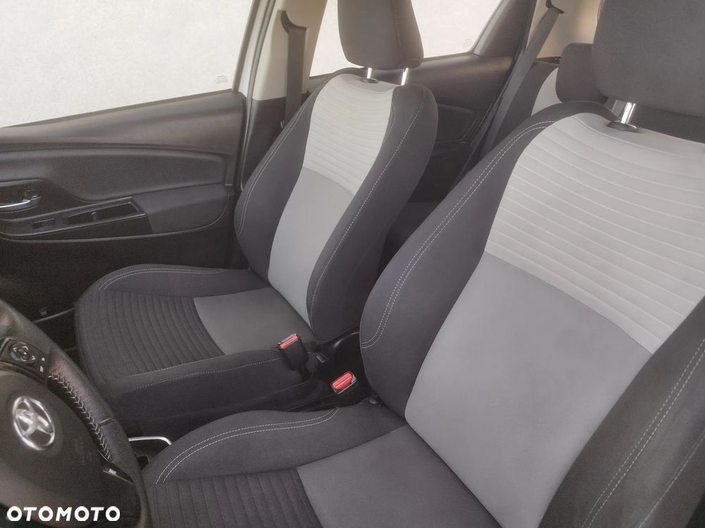 Toyota Yaris - 14