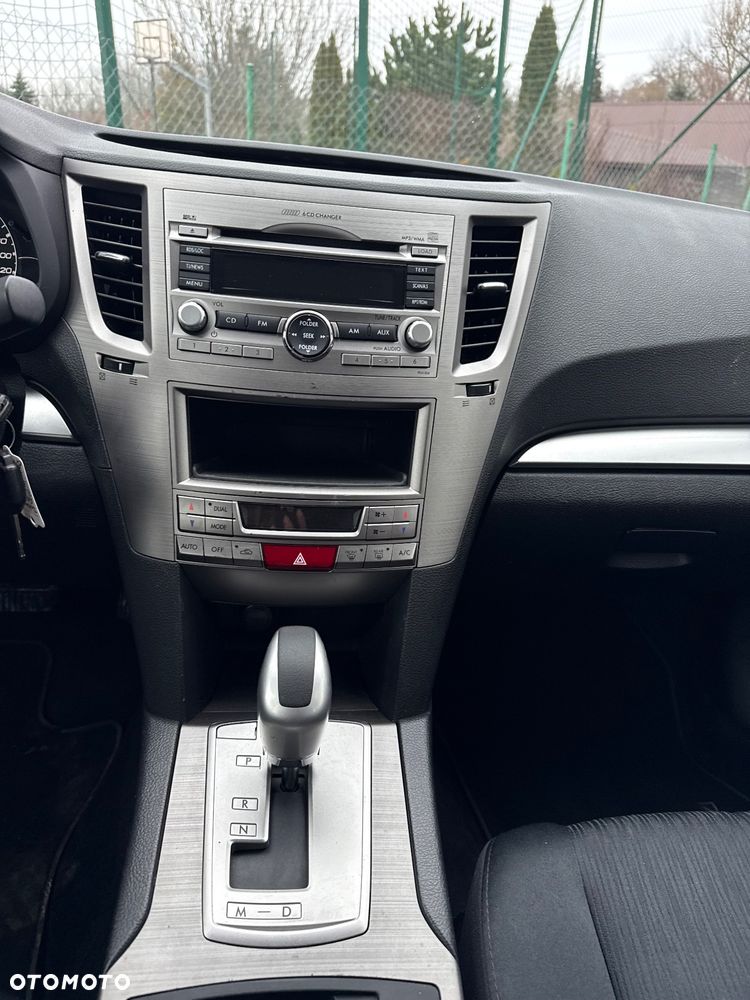 Subaru Legacy 2.0i Lineartronic Trend - 14