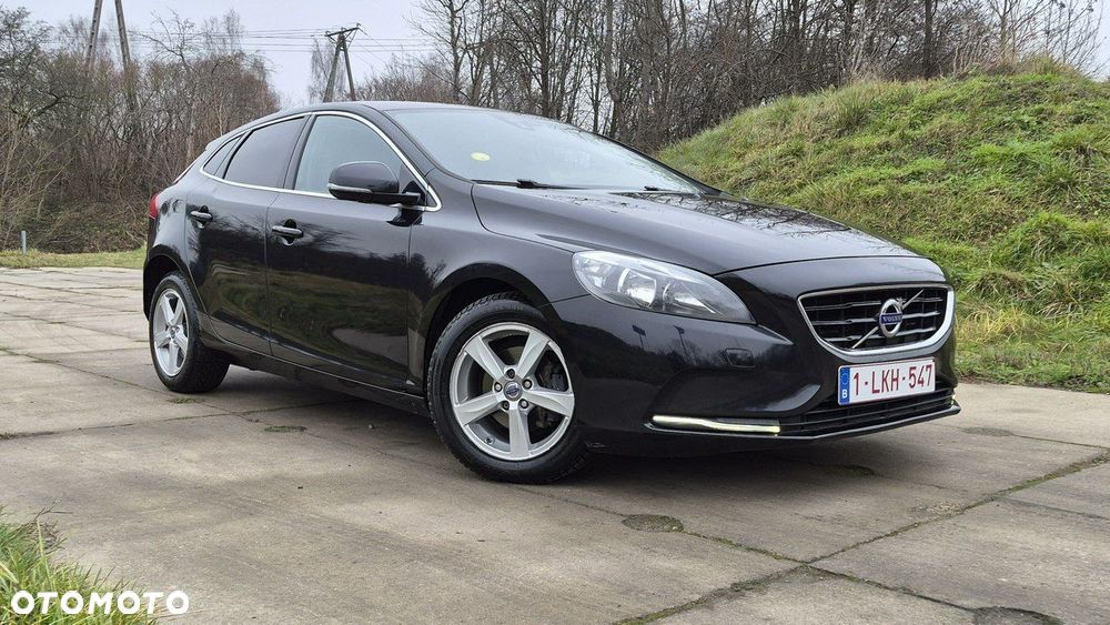 Volvo V40 D2 Momentum - 2