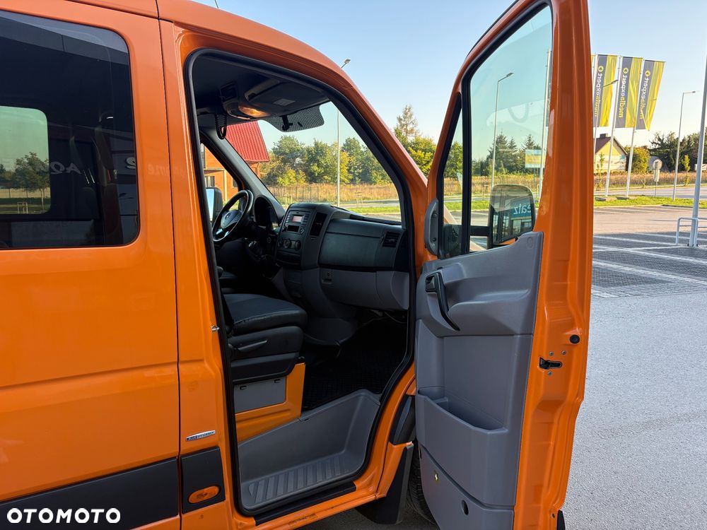 Mercedes-Benz Sprinter - 28