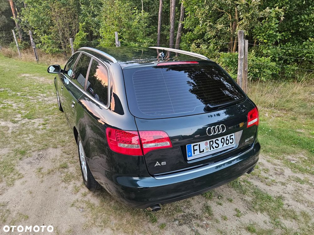 Audi A6 Avant - 16