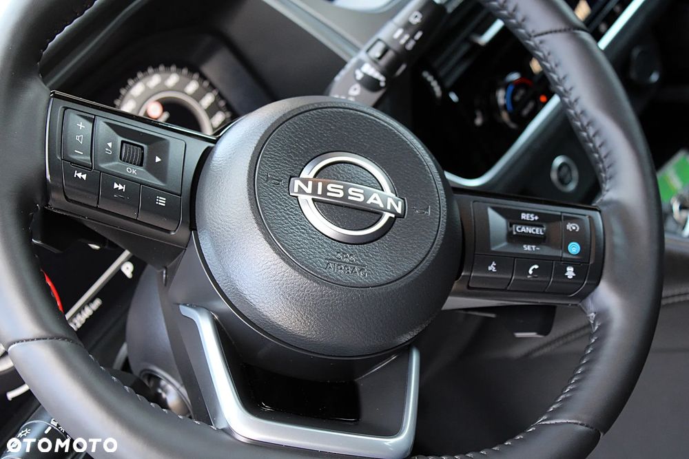 Nissan Qashqai 1.3 DIG-T Tekna DCT - 27